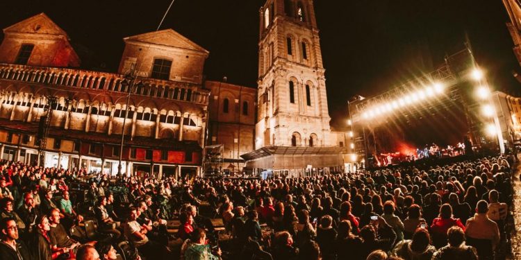 Venditti e De Gregori: al Ferrara Summer Festival la storia della musica fa sold out